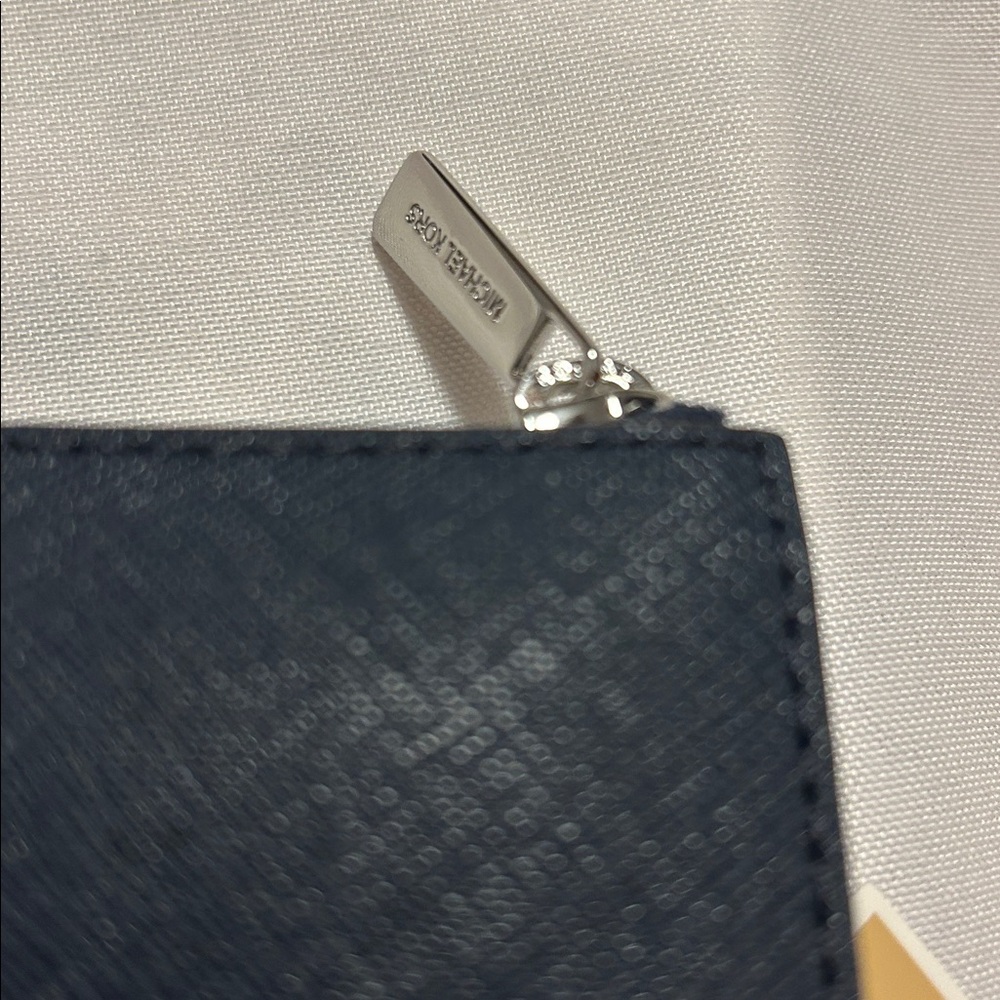 Michael Kors NAVY Women's Wallet - Picture 12 of 14